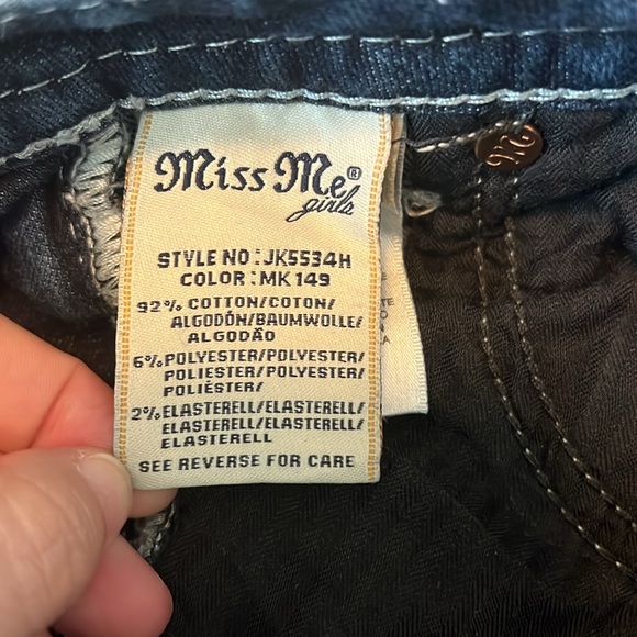 Miss Me Children’s Rhinestone Pocket Shorts Size 8 - Picture 6 of 9